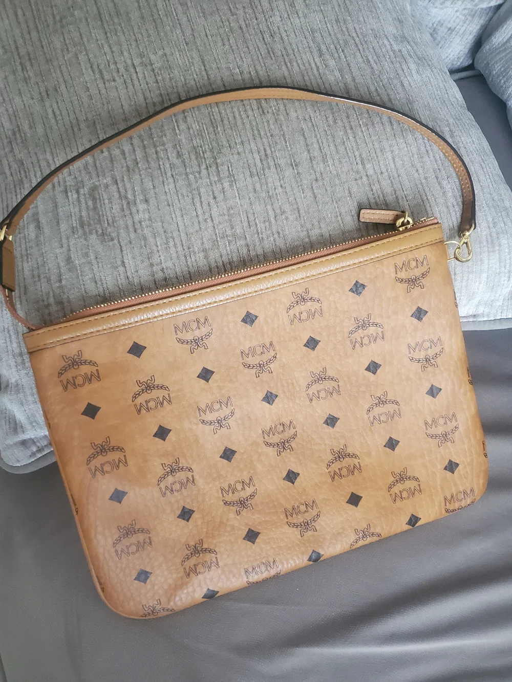 MCM Authentic Leather Cognac Visetos Logo Zip Pouch Shoulder Bag Like New